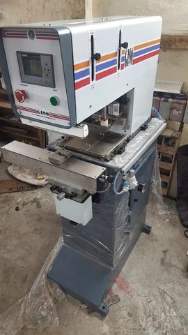 Single GI-90 pad printing machine on its pedestal base